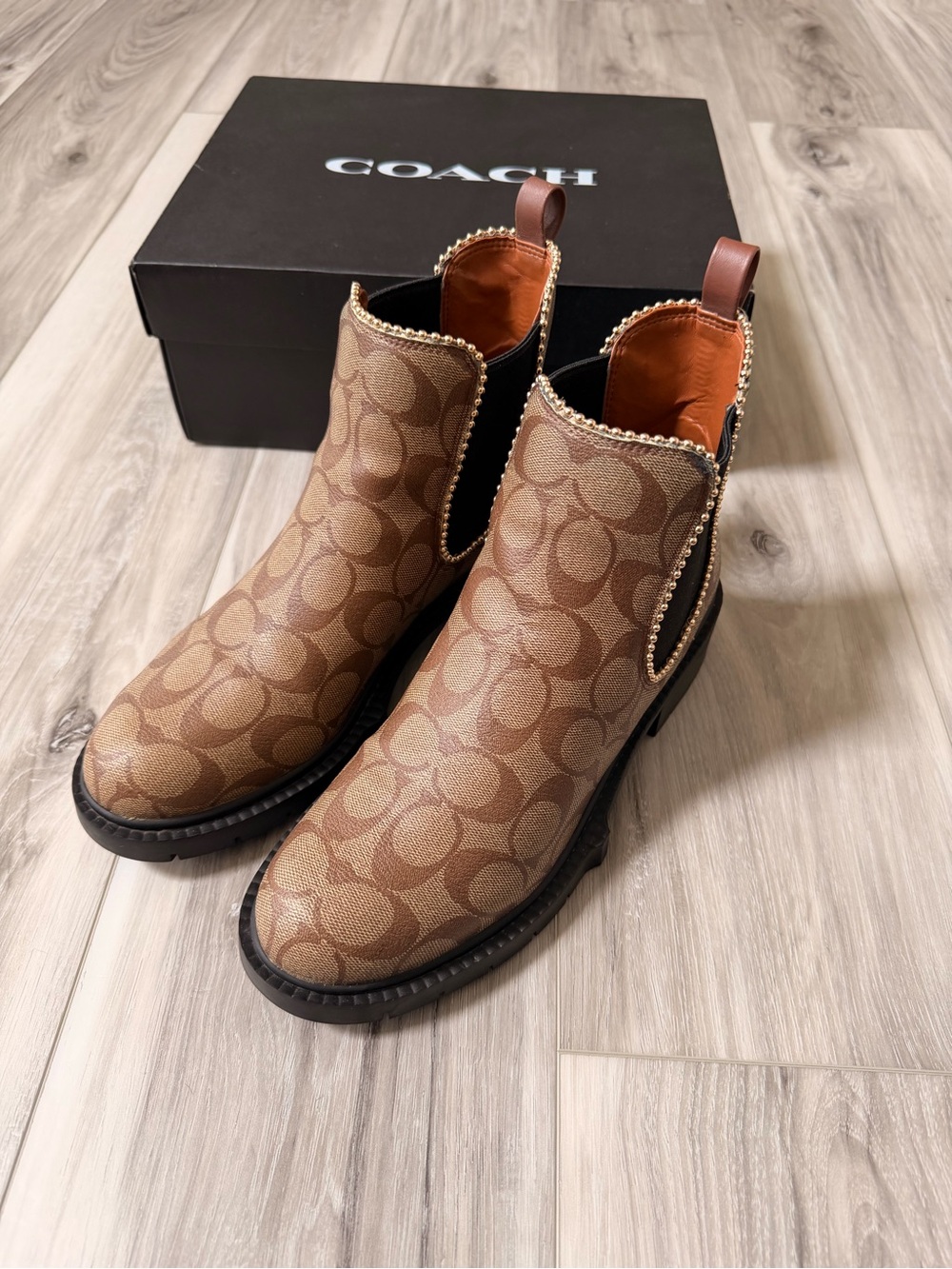 Coach Levy Signature Chelsea Booties CC781 Khaki/Black Canvas Leather Size 8 B